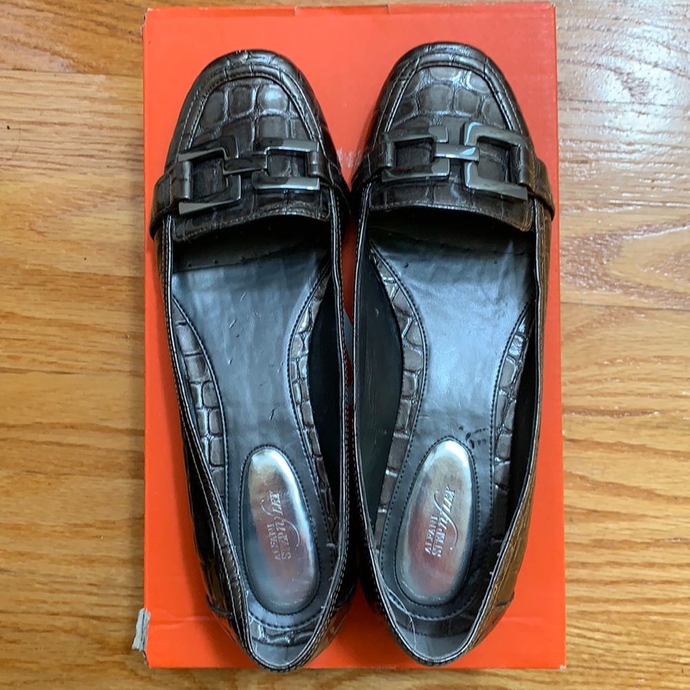 Women flat shoes